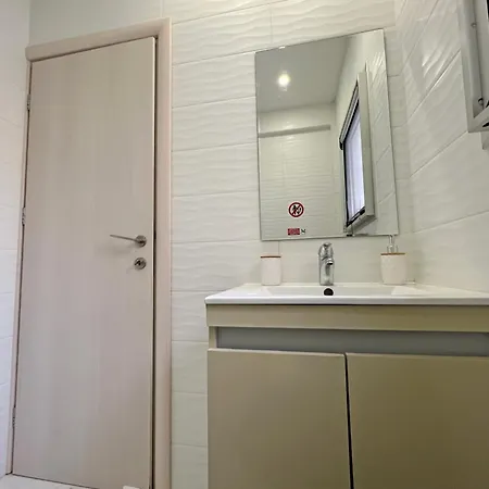 아파트 Albert's Center 202b *