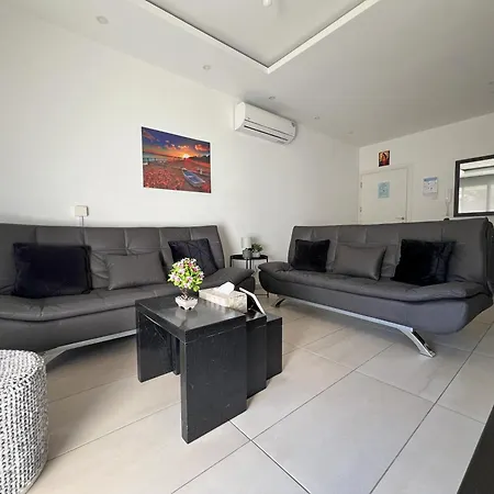 Apartment Albert's Center 202b Larnaka